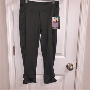 black avia capri leggings NWT